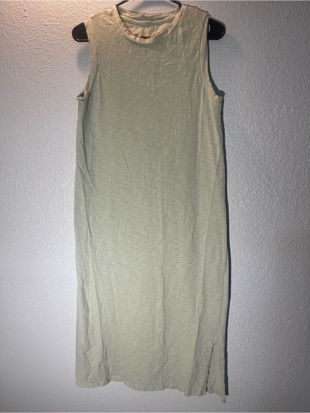 Universal Thread Sage Green Sleeveless Midi Dress